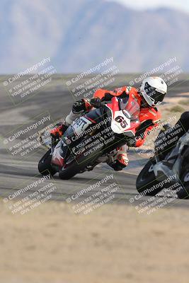 media/Nov-16-2025-Race Pace (Sun) [[8c5fa54630]]/Verified Riders/8-Turn 12 (120pm)/